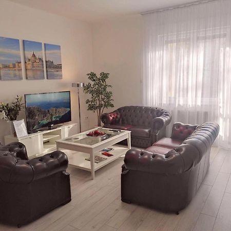 Abc Apartment Будапеща Екстериор снимка