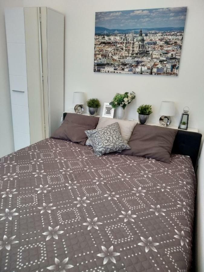 Abc Apartment Будапеща Екстериор снимка